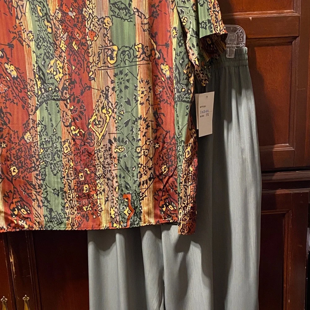 Rust cream green Patterned size 3X vintage top and pants set
